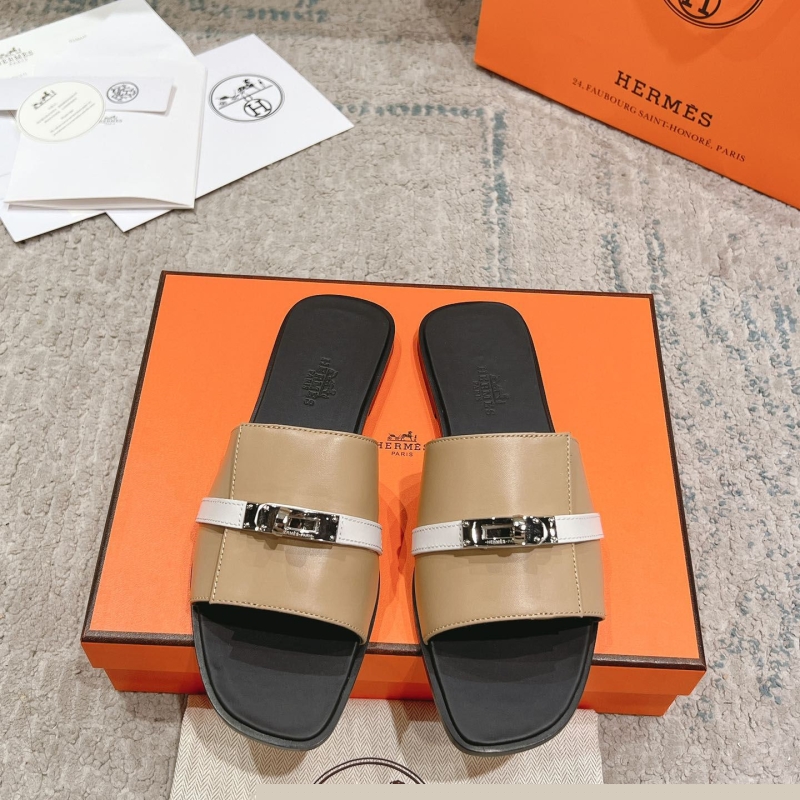 H**mes slippers